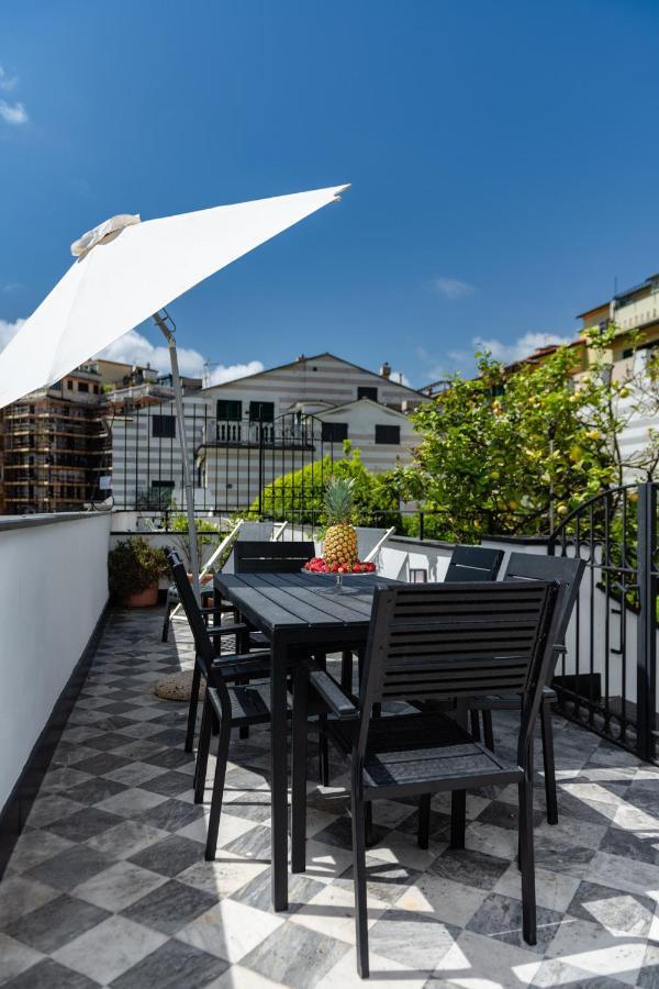 Casa Garibalda - Seafronf Apartment Rapallo Buitenkant foto
